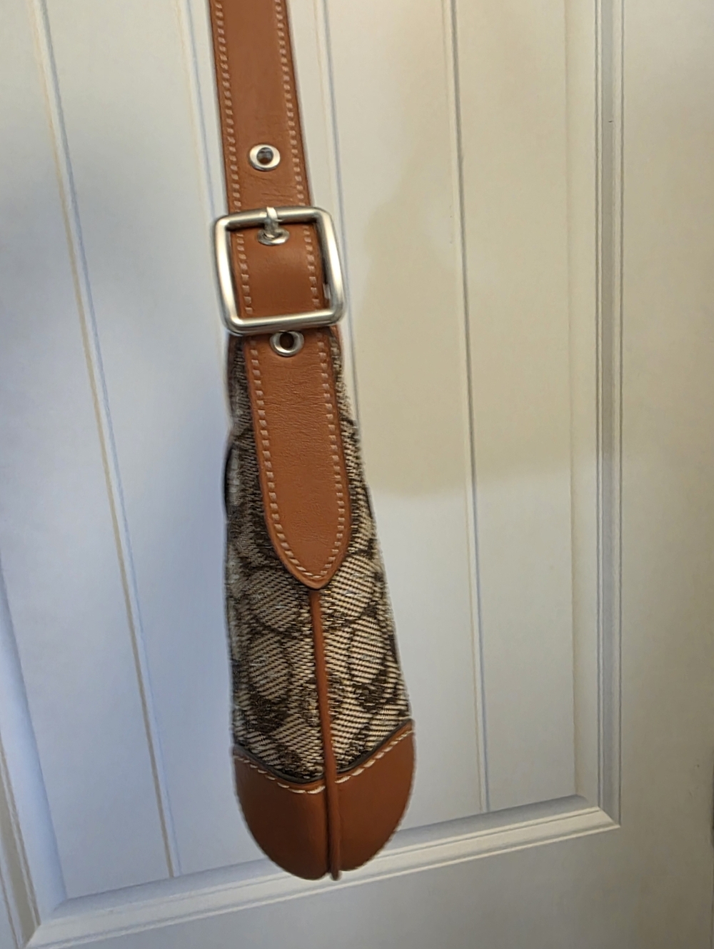 Coach Hamptons Hobo Bag In Crystal Signature Jacquard NWOT - Picture 12 of 16